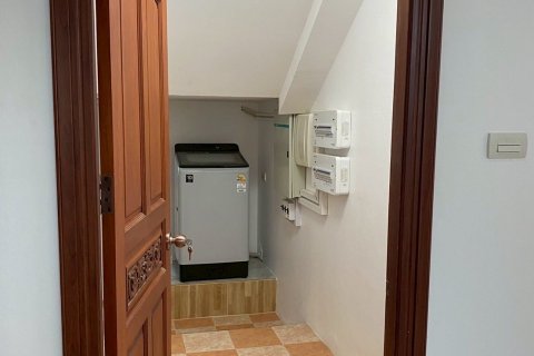 Haus in Pattaya, Thailand 4 Schlafzimmer № 133614 - Foto 11