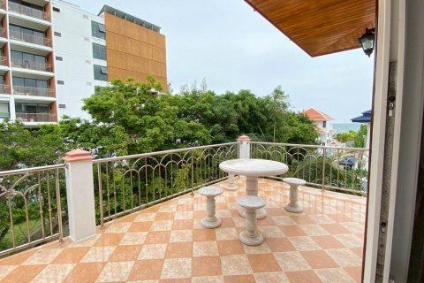 Haus in Pattaya, Thailand 4 Schlafzimmer № 133614 - Foto 28
