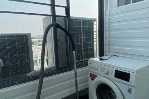 Condominio de 1 dormitorio en Chiang Mai, Tailandia № 205646 - foto 8