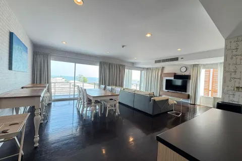 Condominio de 3 dormitorios en Hua Hin, Tailandia № 170531 - foto 8