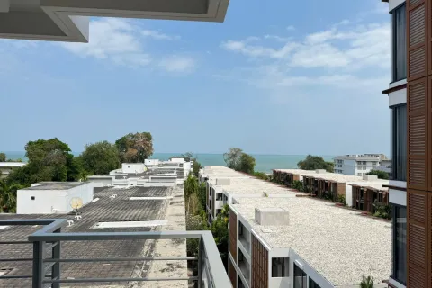 Condominio de 3 dormitorios en Hua Hin, Tailandia № 170531 - foto 17