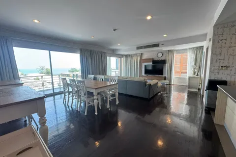 Condominio de 3 dormitorios en Hua Hin, Tailandia № 170531 - foto 11