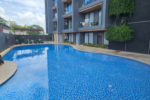 Apartamento de 2 habitaciones en Pattaya, Tailandia № 163877 - foto 14