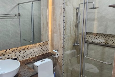 Apartamento de 2 habitaciones en Pattaya, Tailandia № 163877 - foto 9
