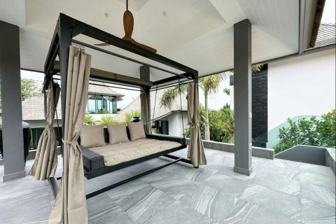 Chalet de 3 dormitorios en Phuket, Tailandia № 164270 - foto 15