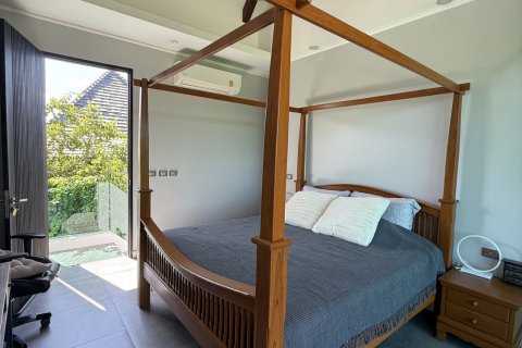 Chalet de 3 dormitorios en Phuket, Tailandia № 164270 - foto 10