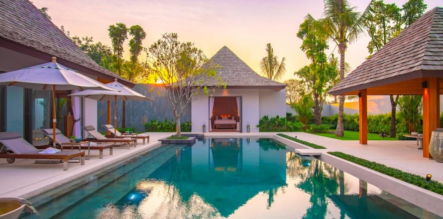 Casa de 4 dormitorios en Phuket, Tailandia № 65888