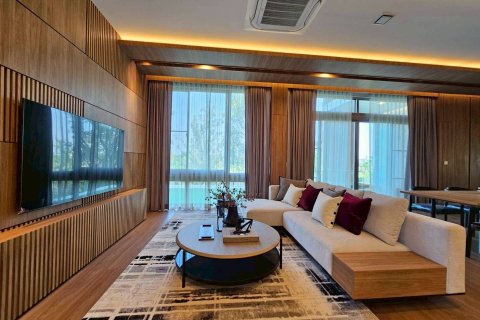 Casa de 4 dormitorios en Bangkok, Tailandia № 180505 - foto 4