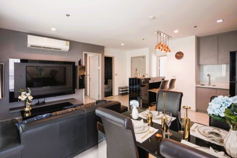 Condominio de 2 dormitorios en Bangkok, Tailandia № 180502 - foto 2