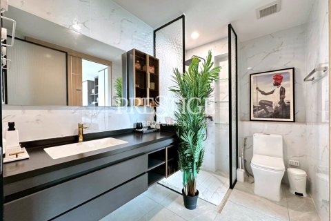 Condo in Pattaya, Thailand, 2 bedrooms № 197571 - photo 18