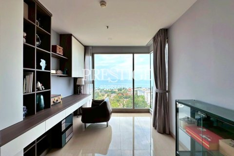 Condo in Pattaya, Thailand, 2 bedrooms № 197571 - photo 16
