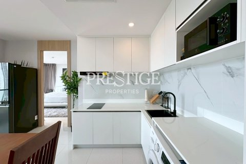 Condo in Pattaya, Thailand, 2 bedrooms № 197571 - photo 7