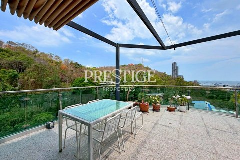 Condo in Pattaya, Thailand, 2 bedrooms № 197573 - photo 18