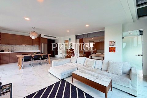Condo in Pattaya, Thailand, 2 bedrooms № 197573 - photo 4
