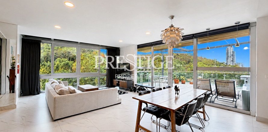 Condo in Pattaya, Thailand, 2 bedrooms № 197573