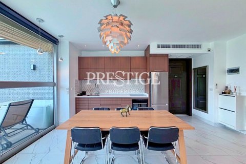 Condo in Pattaya, Thailand, 2 bedrooms № 197573 - photo 6