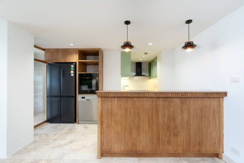 Condominio de 3 dormitorios en Bangkok, Tailandia № 209669 - foto 5