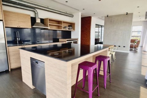 Penthouse in Bangkok, Thailand 4 Schlafzimmer № 209668 - Foto 2