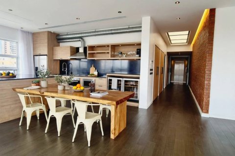 Penthouse in Bangkok, Thailand 4 Schlafzimmer № 209668 - Foto 3