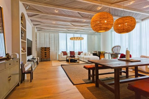 Ático de 3 dormitorios en Bangkok, Tailandia № 209666 - foto 13