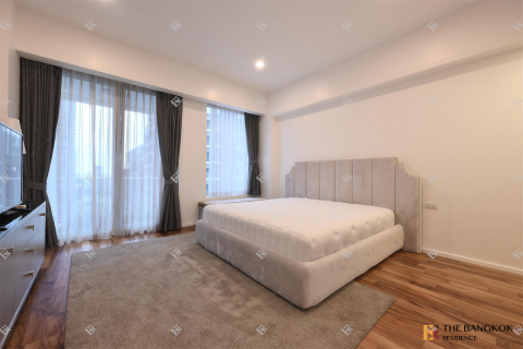 Condo in Bangkok, Thailand, 2 bedrooms  № 233195 - photo 10