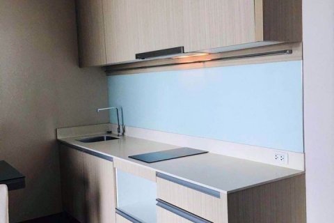 Condo à Bang Kapi, Bangkok, Thaïlande, 2 chambres № 70917 - photo 3
