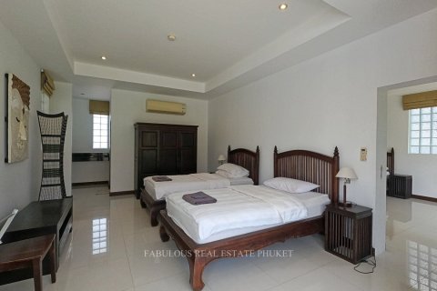 Chalet de 7 dormitorios en Bang Tao, Tailandia № 179869 - foto 20