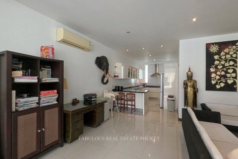 Chalet de 7 dormitorios en Bang Tao, Tailandia № 179869 - foto 13