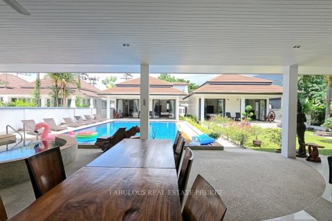 Chalet de 7 dormitorios en Bang Tao, Tailandia № 179869 - foto 14