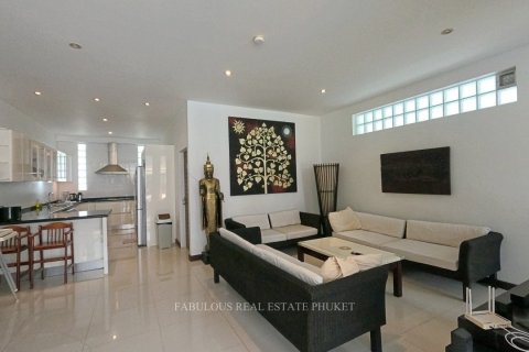 Chalet de 7 dormitorios en Bang Tao, Tailandia № 179869 - foto 11