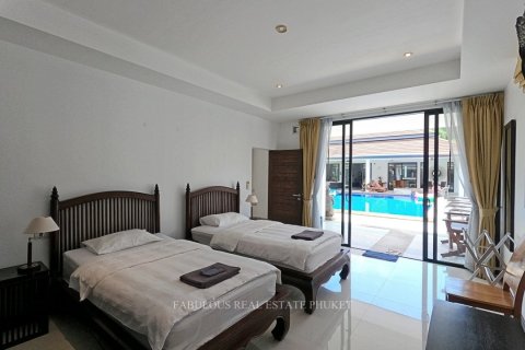Chalet de 7 dormitorios en Bang Tao, Tailandia № 179869 - foto 6