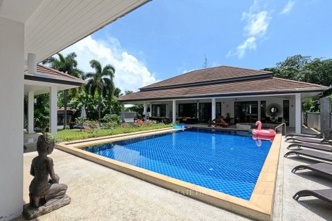 Chalet de 7 dormitorios en Bang Tao, Tailandia № 179869 - foto 2