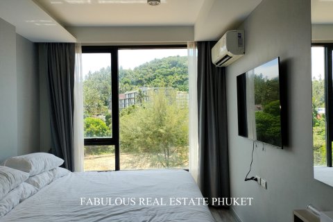 Condo on Surin Beach, Thailand, 1 bedroom  № 179871 - photo 4