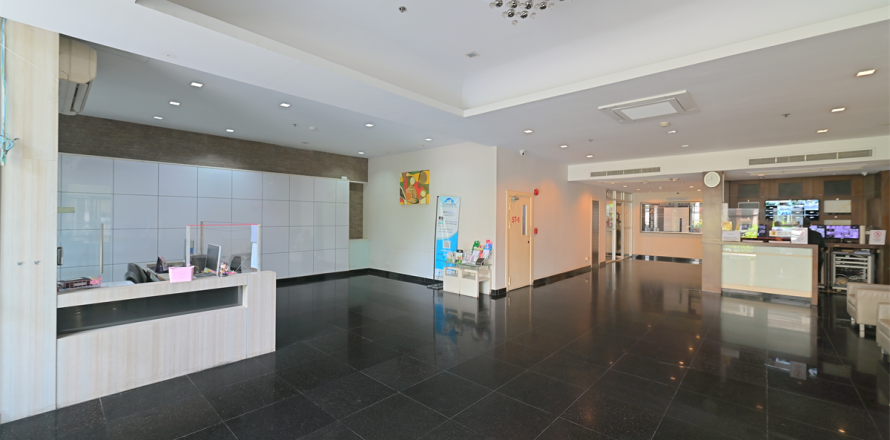 Condominio de 3 dormitorios en Bangkok, Tailandia № 188115