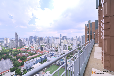 Condominio de 4 dormitorios en Bangkok, Tailandia № 185122 - foto 8