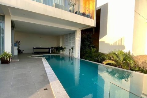Chalet de 6 dormitorios en Ko Samui, Tailandia № 156068 - foto 9