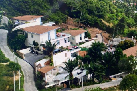 Chalet de 6 dormitorios en Ko Samui, Tailandia № 156068 - foto 4