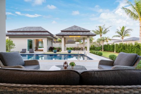 Haus in Bang Tao, Thailand 4 Schlafzimmer № 3652 - Foto 15