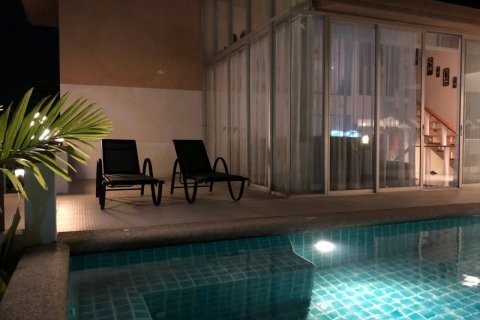 Chalet de 3 dormitorios en Phuket, Tailandia № 148795 - foto 5
