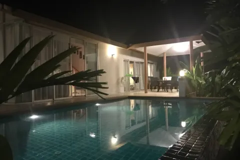 Chalet de 3 dormitorios en Phuket, Tailandia № 148795 - foto 8