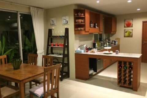 Chalet de 3 dormitorios en Phuket, Tailandia № 148795 - foto 11