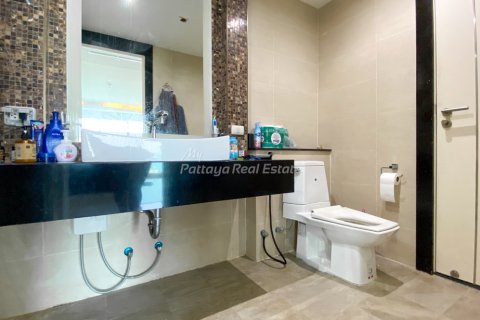 Condominio de 2 dormitorios en Bang Lamung, Tailandia № 160179 - foto 13