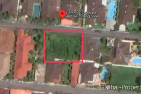 Terreno en Pattaya, Tailandia № 205454