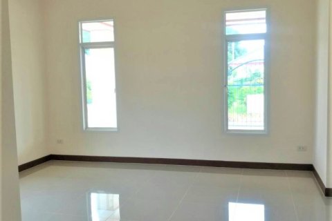 Casa de 3 dormitorios en Pattaya, Tailandia № 205455 - foto 10