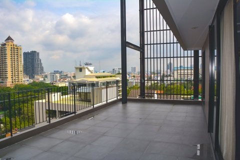 Condominio de 3 dormitorios en Bangkok, Tailandia № 66473 - foto 7