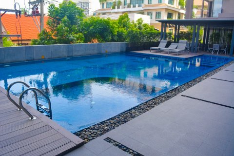 Condominio de 3 dormitorios en Bangkok, Tailandia № 66473 - foto 18