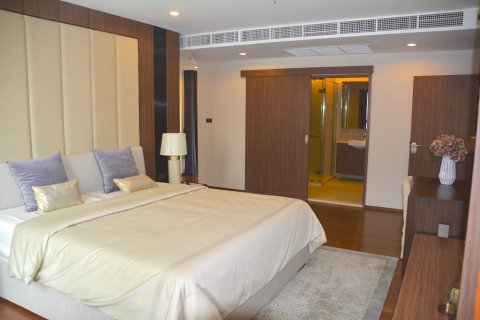 Condominio de 3 dormitorios en Bangkok, Tailandia № 66473 - foto 12