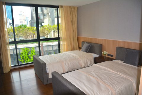 Condominio de 3 dormitorios en Bangkok, Tailandia № 66473 - foto 10