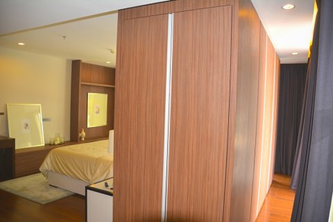 Condominio de 3 dormitorios en Bangkok, Tailandia № 66473 - foto 13