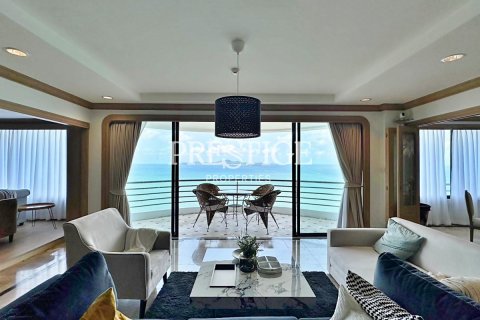Condo à Pattaya, Thaïlande, 4 chambres № 198544 - photo 5